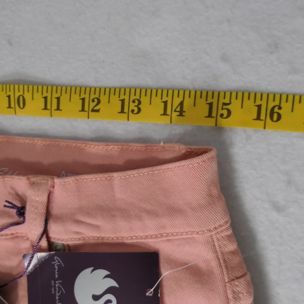 Gloria Vanderbilt Women Shorts 8 Coral Amanda Denim Slimming Preppy Feminine NEW